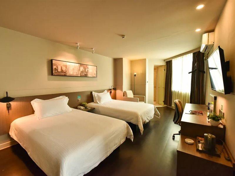 Jinjiang Inn Haikou Binhai Avenue Qilou Old Street Екстериор снимка