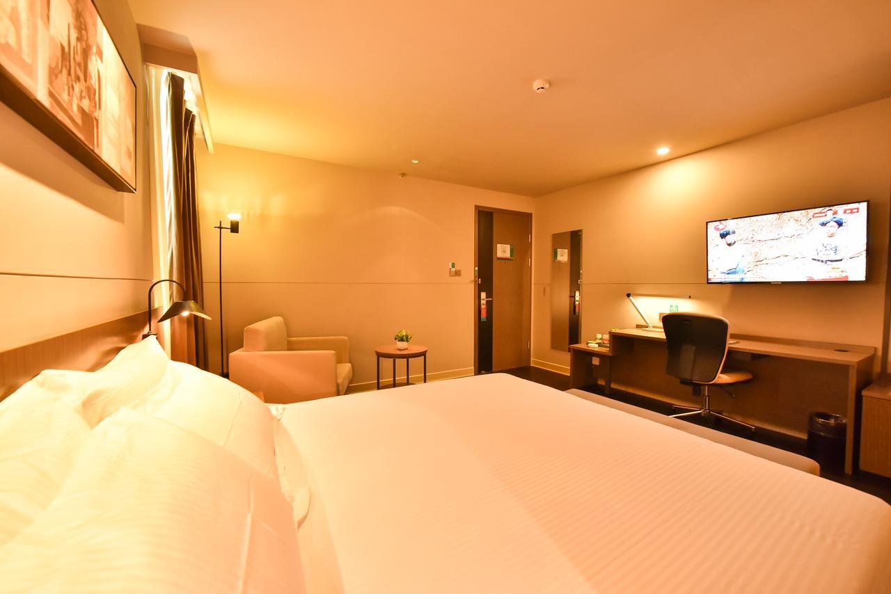 Jinjiang Inn Haikou Binhai Avenue Qilou Old Street Екстериор снимка