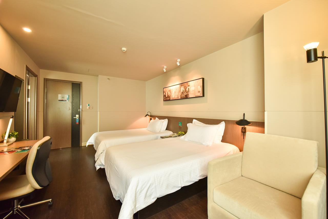 Jinjiang Inn Haikou Binhai Avenue Qilou Old Street Екстериор снимка